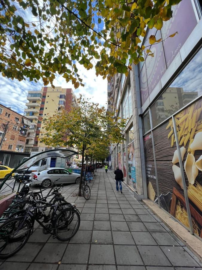 Luxury Center Observatori Apartment Tirana Exterior photo